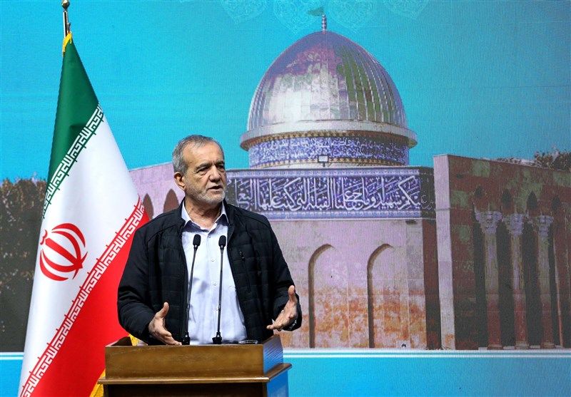 پزشکیان: وظیفه مدیران آیندهنگری است