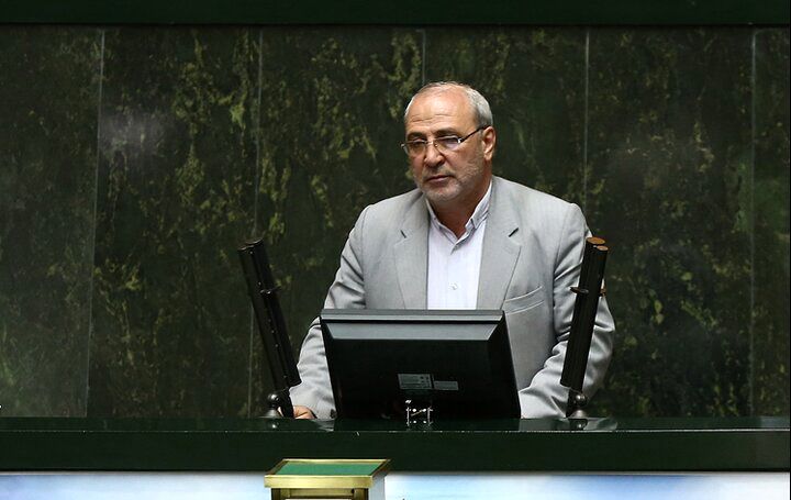 درخواست نمایندگان درباره حضور تیم اقتصادی دولت در مجلس
