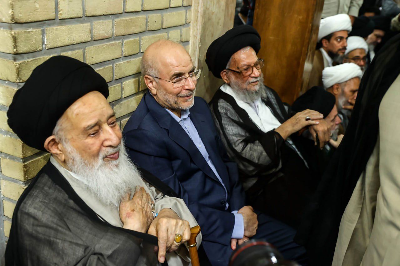 تصاویر: حضور قالیباف در مراسم ترحیم همسر مرجع عالیقدر آیت‌الله العظمی سیستانی