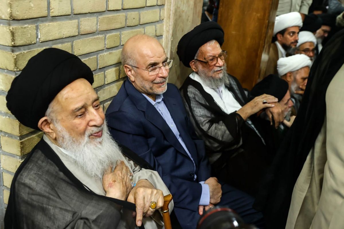 تصاویر: حضور قالیباف در مراسم ترحیم همسر مرجع عالیقدر آیتالله العظمی سیستانی