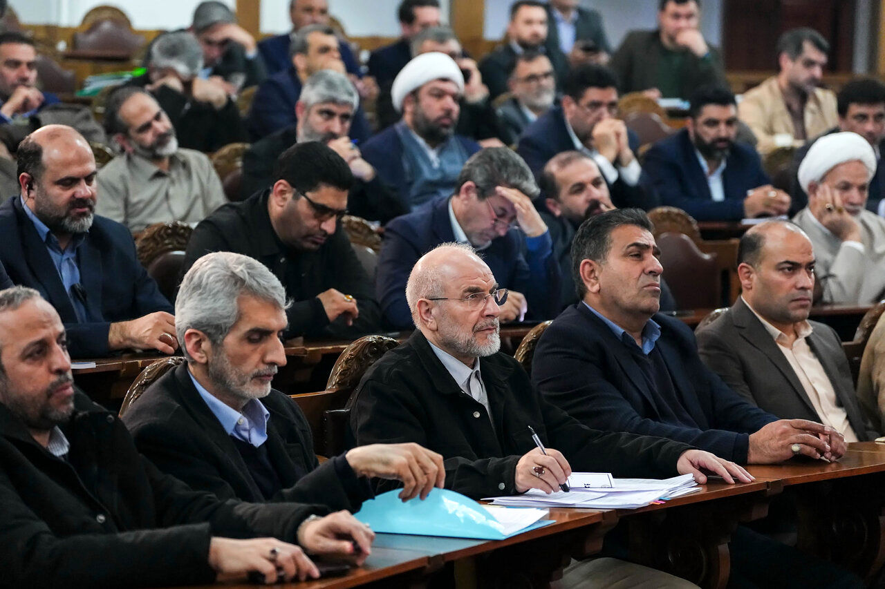 نشست اعضای هیأت‌های عالی نظارت بر انتخابات شهر و روستا با حضور قالیباف