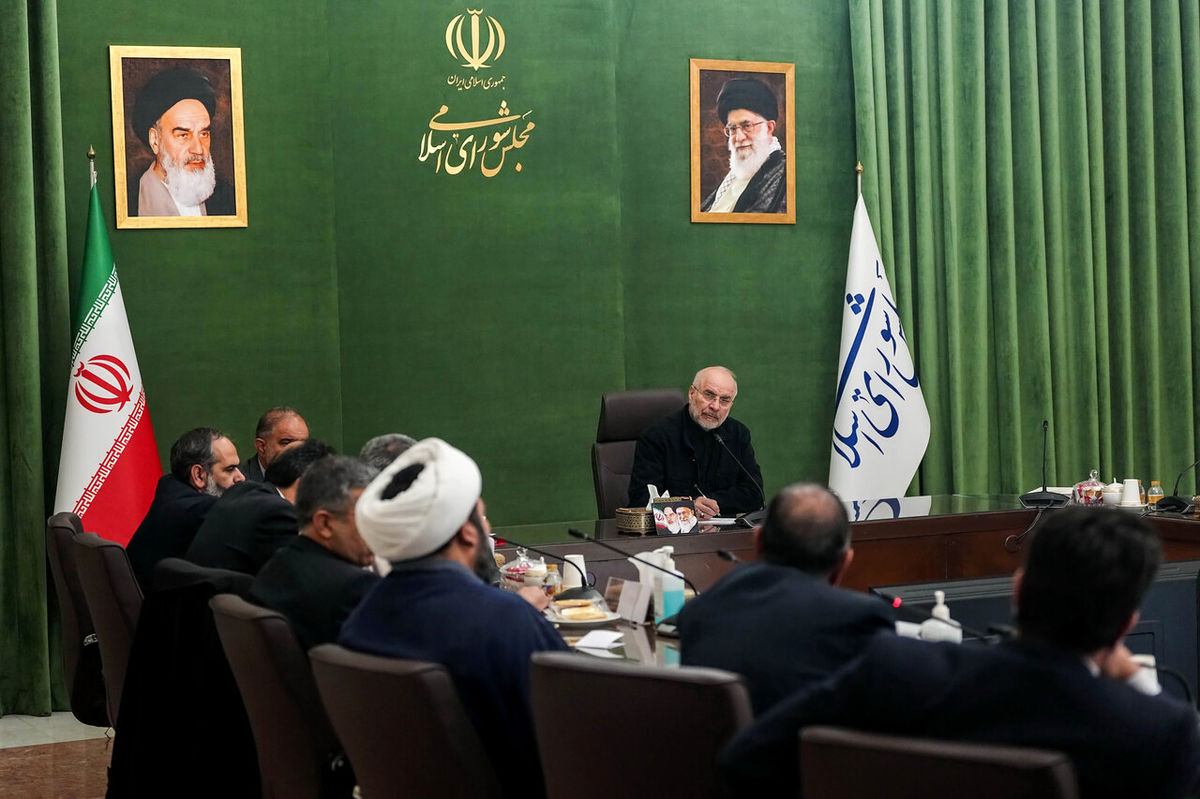 نحوه اجرای طرح کالابرگ الکترونیک باید اصلاح شود/ مقابله با جنگ اقتصادی برعهده ما مسئولان است