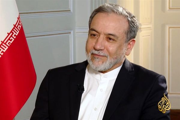 عراقچی: به صلح‌آمیز بودن برنامه هسته‌ای خود اطمینان داریم؛ آماده مذاکره از موضع برابر هستیم