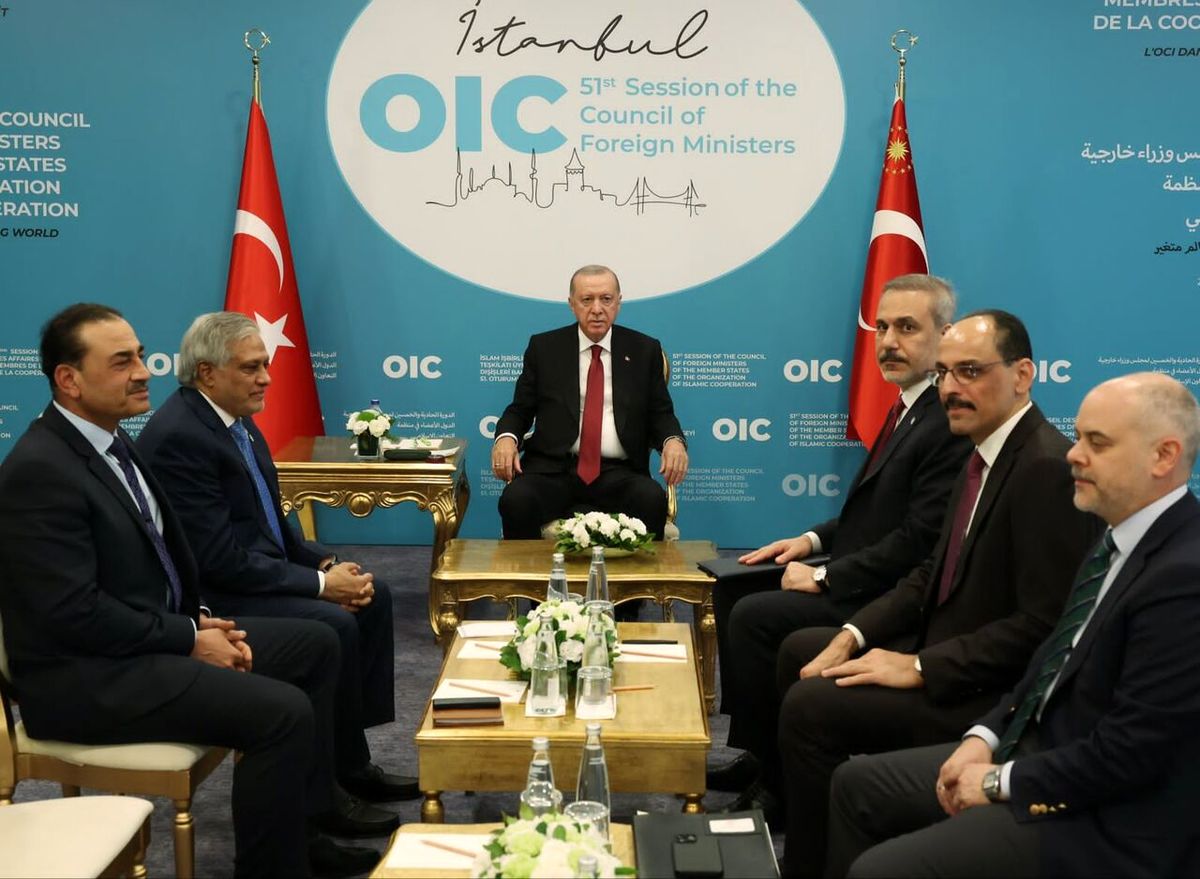 دیدار وزیر خارجه و فرمانده ارتش پاکستان با اردوغان؛ حمایت از حاکمیت ایران