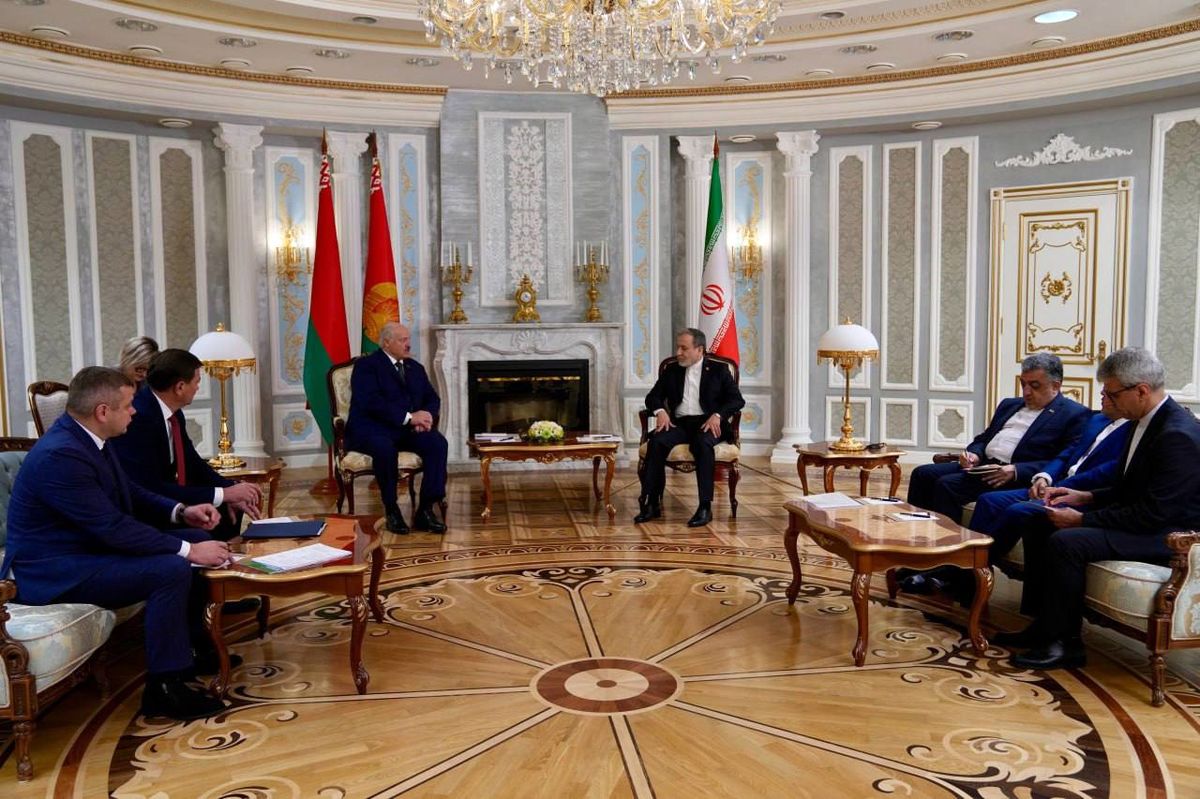 دیدار عراقچی با لوکاشنکو رئیس‌جمهور بلاروس