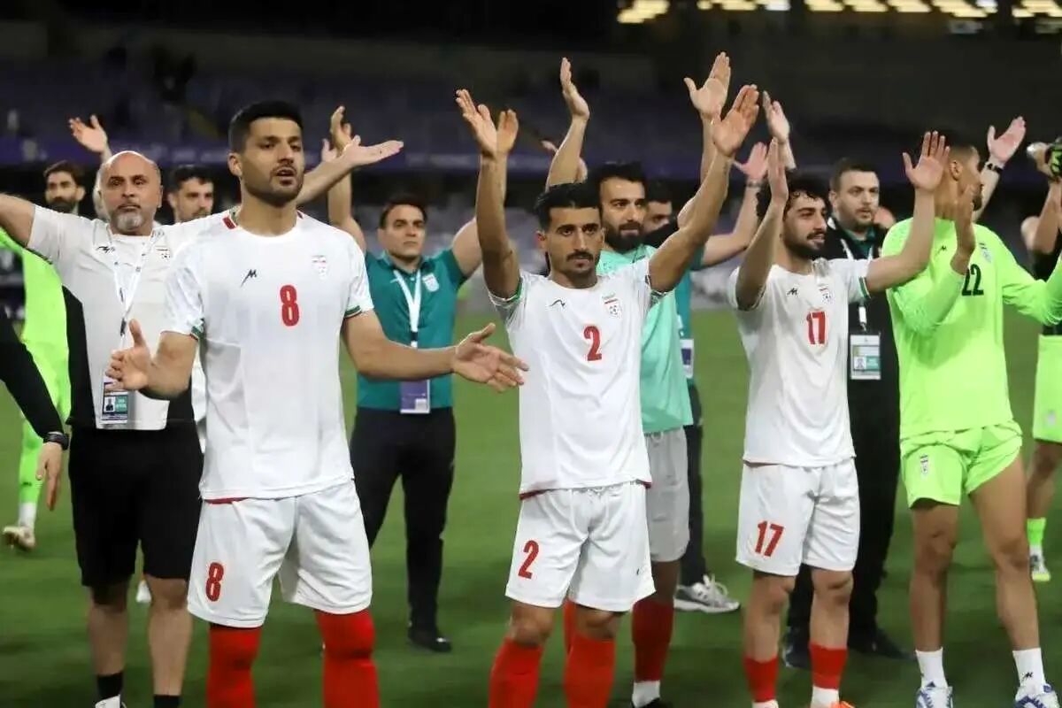 بدرقه  ملی‌پوشان فوتبال فردا شب 
