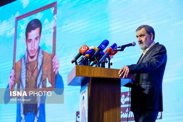 محسن رضایی: دشمنان از تبدیل شدن جوانان به «حسن باقری» و «حسن نصرالله» می‌ترسند