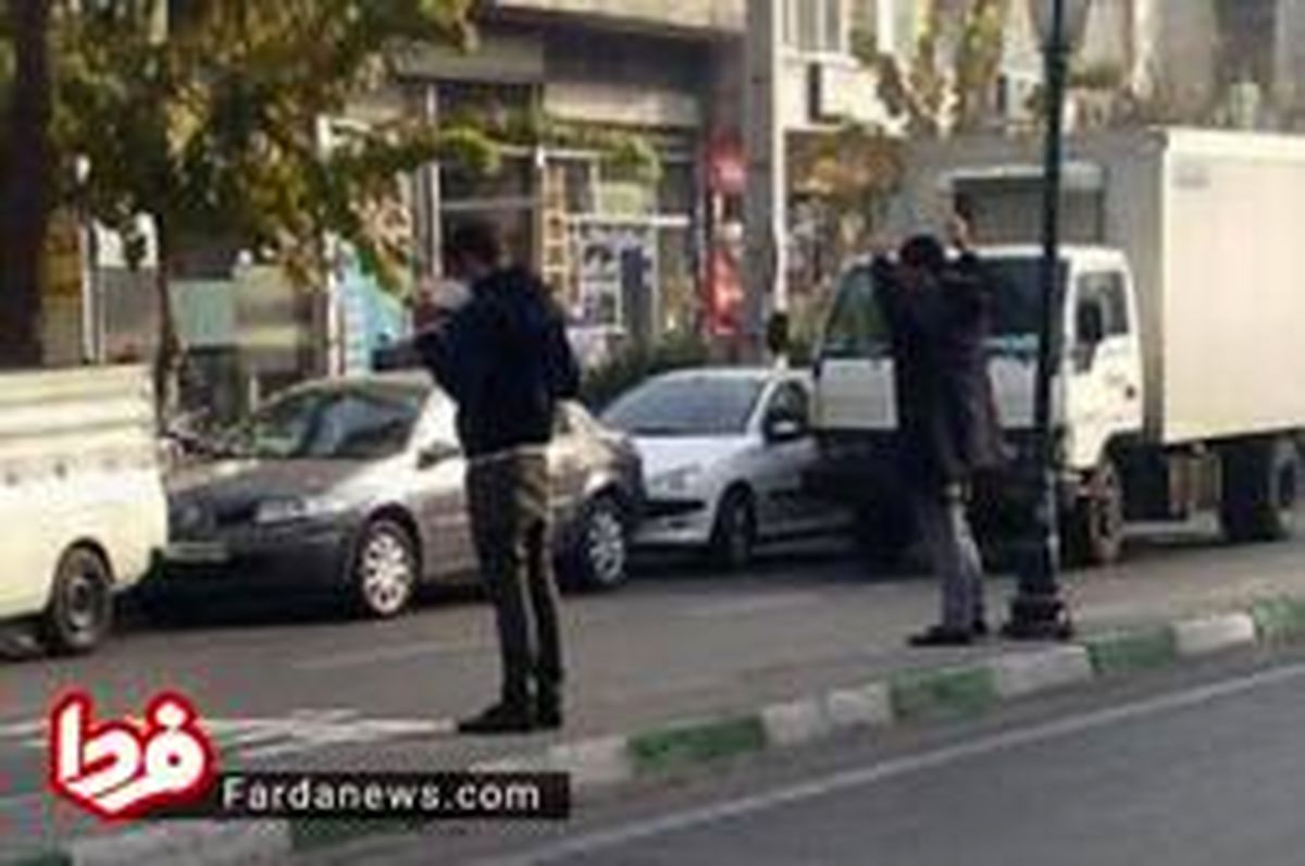 تنبیه عجیب کارمند خاطی در تهران! +عکس