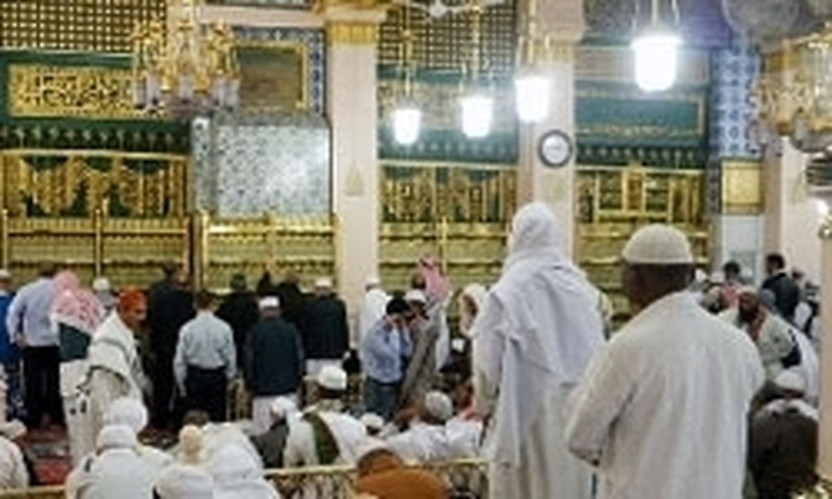 سخن گفتن با صداى بلند در حرمین شریفین ممنوع!