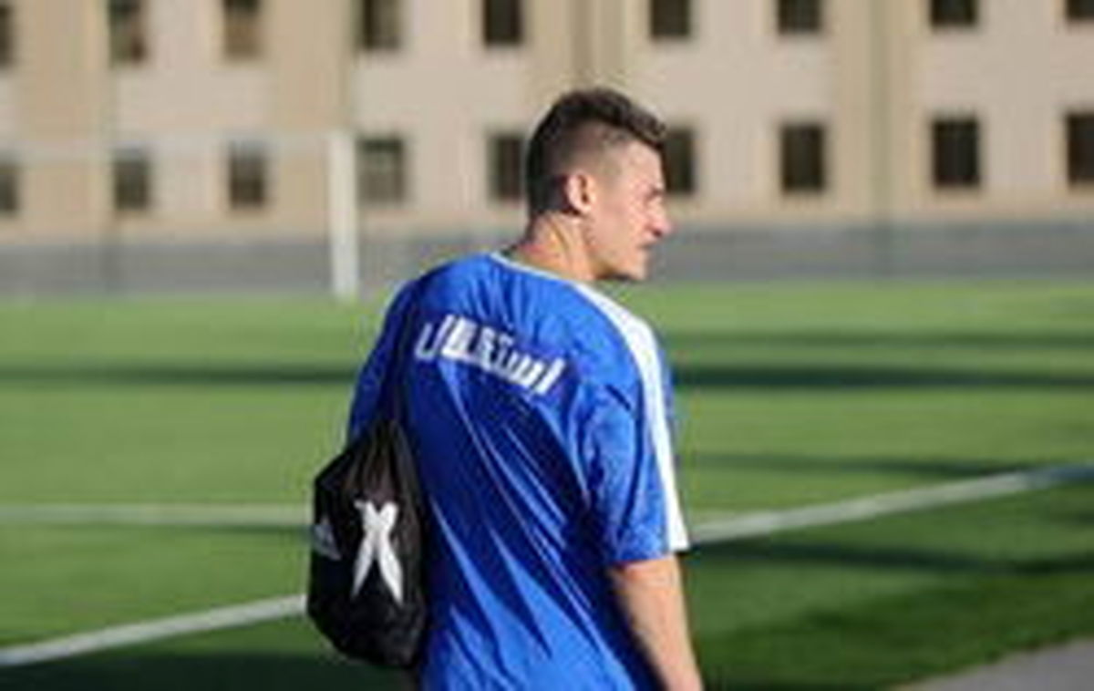 هافبک استقلال در آستانه تمدید قرارداد با این تیم