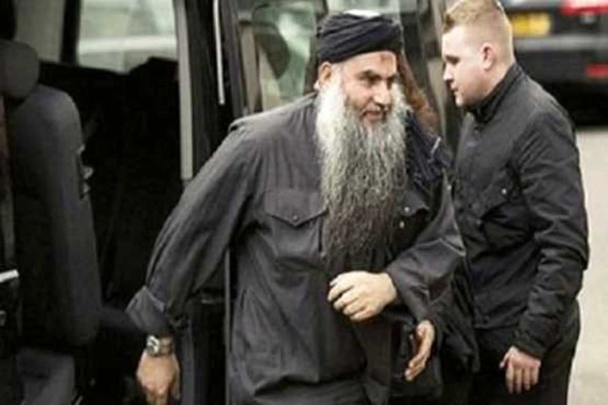 ابو علا العفری خلیفه داعش شد/عکس