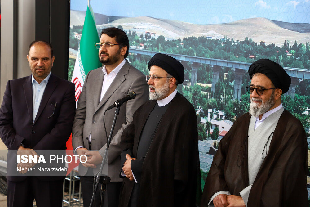 افتتاح راه‌آهن بستان‌آباد ـ خاوران با حضور رئیسی