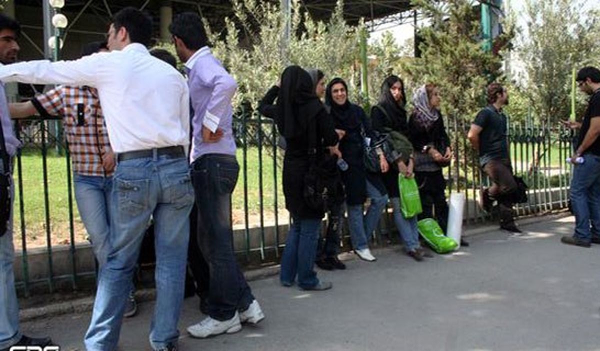 جذب دانشجوی پولی تبعيض در حق محرومان است