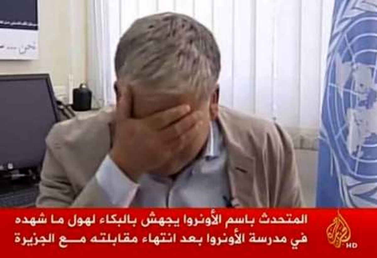 گریه مقام سازمان ملل مقابل دوربین/عکس