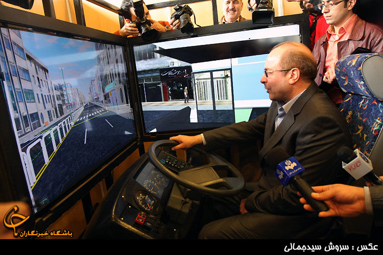 عکس/ قالیباف پشت فرمان