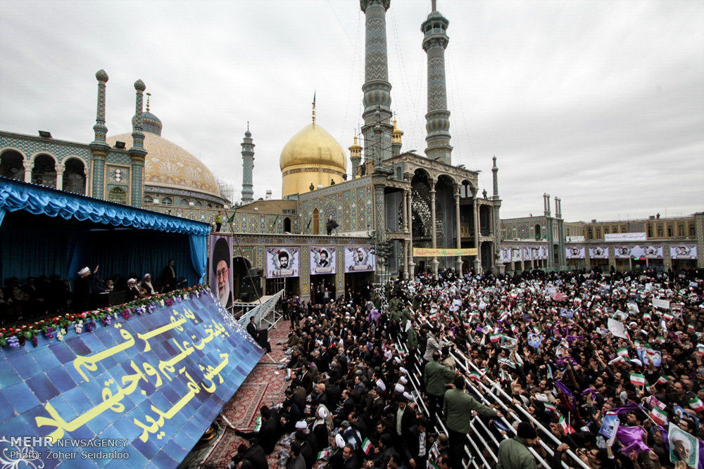 پایان مذاکرات باید برداشتن همه تحریمها باشد/ دولت نیازمند قم است