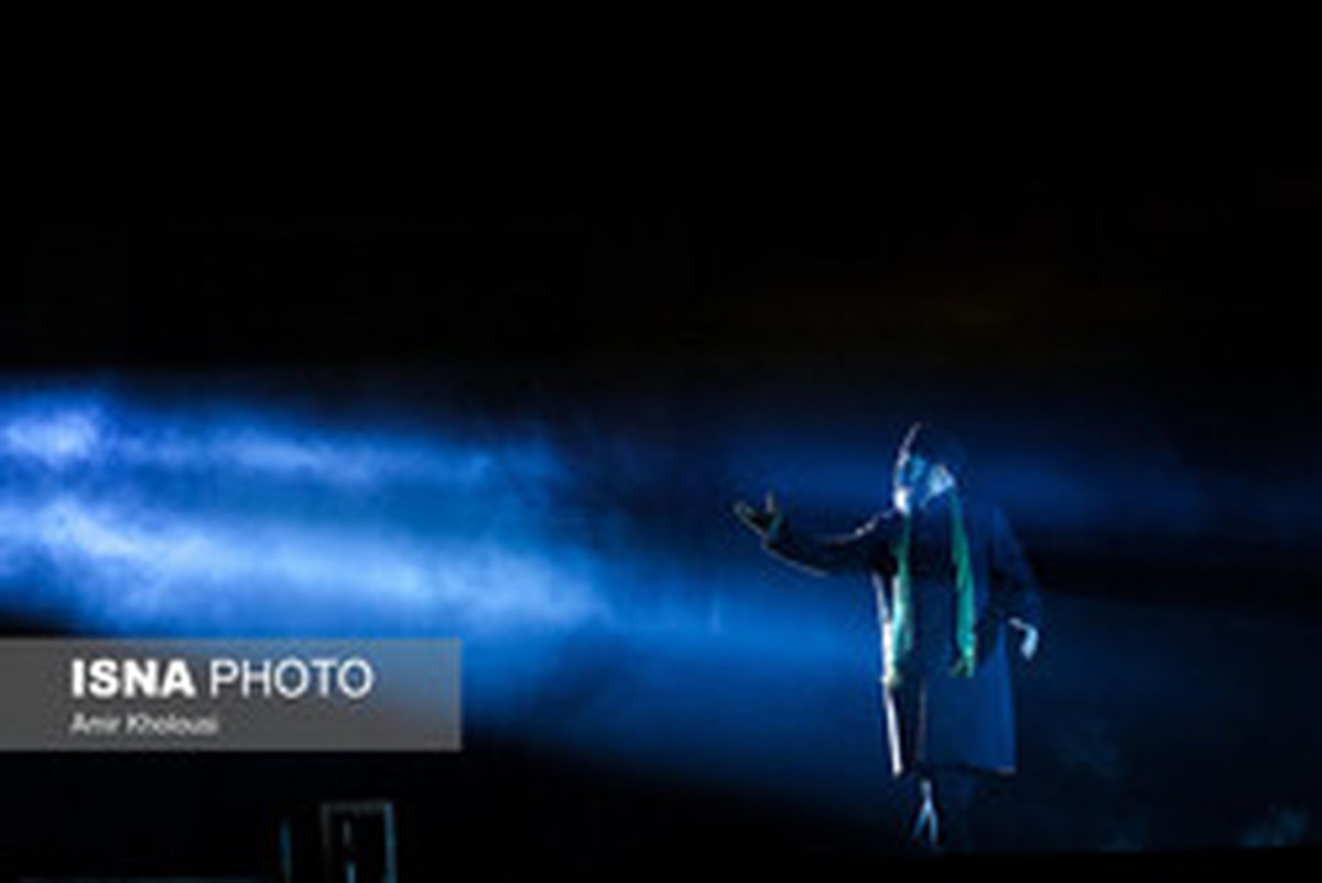 واکنش ضرغامی به یک تئاتر «لاکچری‌ها»