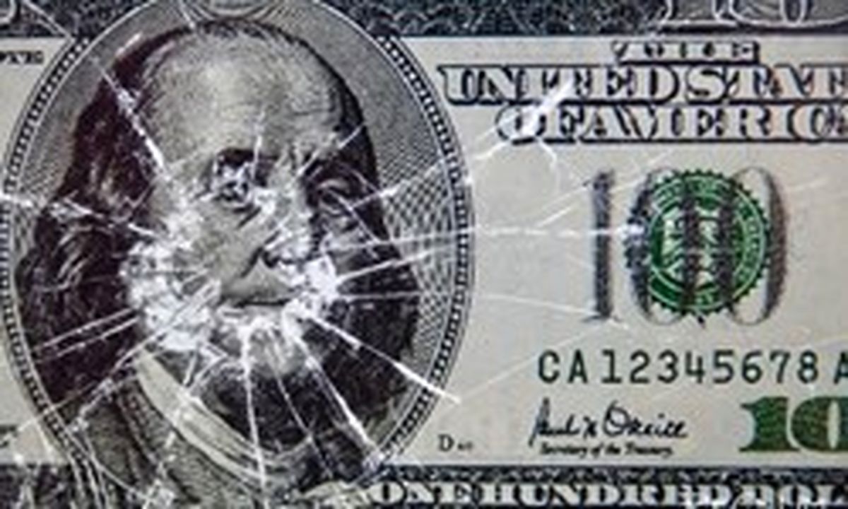 تحریم‌های آمریکا اعتماد جهانی را به دلار از بین برده است