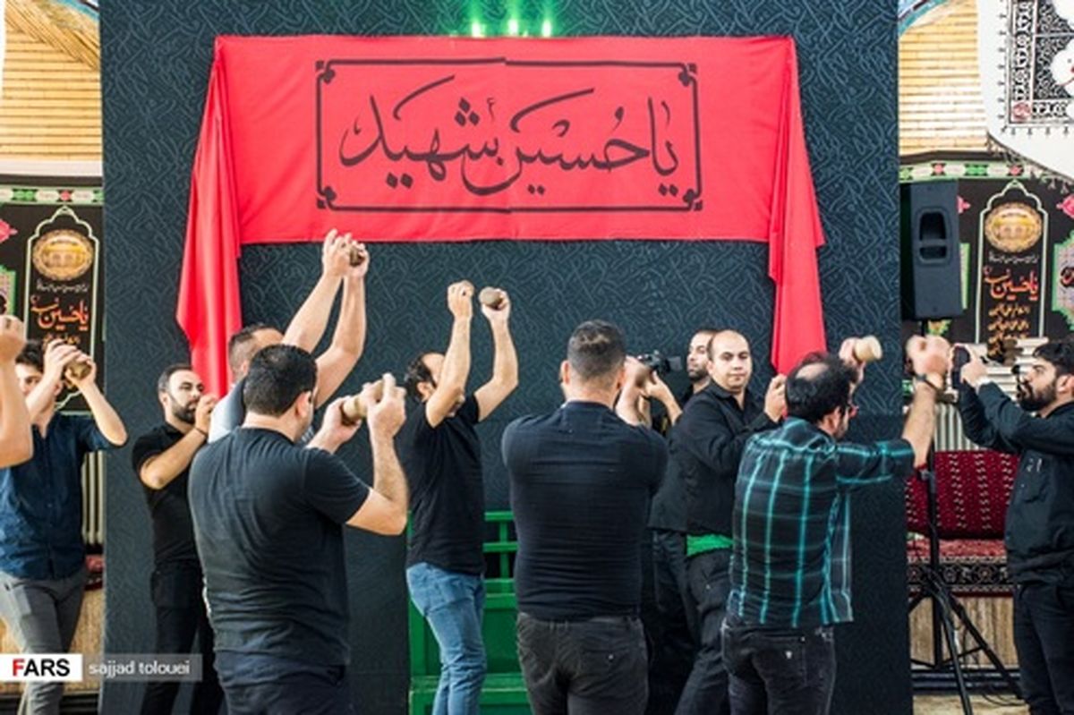 تصاویر: مراسم سنتی سنگ زنی در محله کن