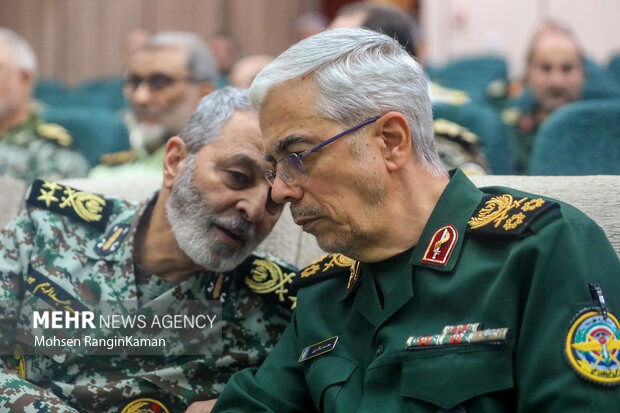 سرلشکر باقری: ارتش نام خود را بر بلندای جهاد و شهادت ثبت کرده است