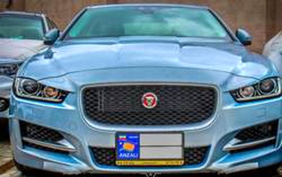 عکس: خودروی اشرافی انگلیسی در ایران