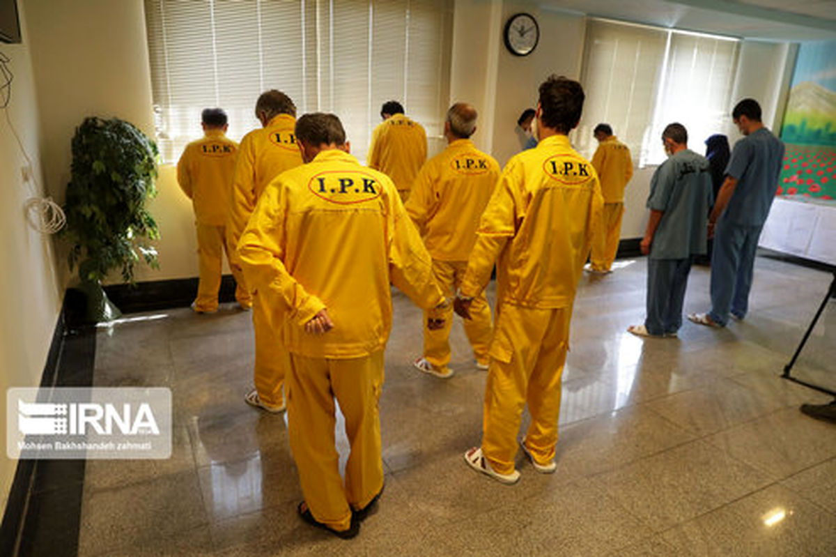 بزرگترین باند کلاهبرداری شبکهای ایران در چنگال قانون +فیلم