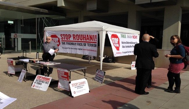 ظریف را متوقف کنید!/عکس