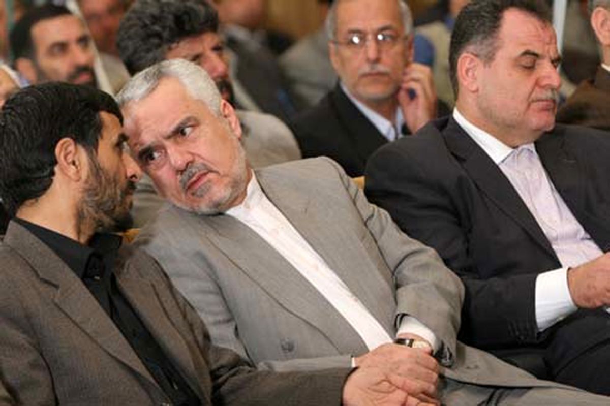 اقتصاد کشور را با حرف نمیتوانید اداره کنید