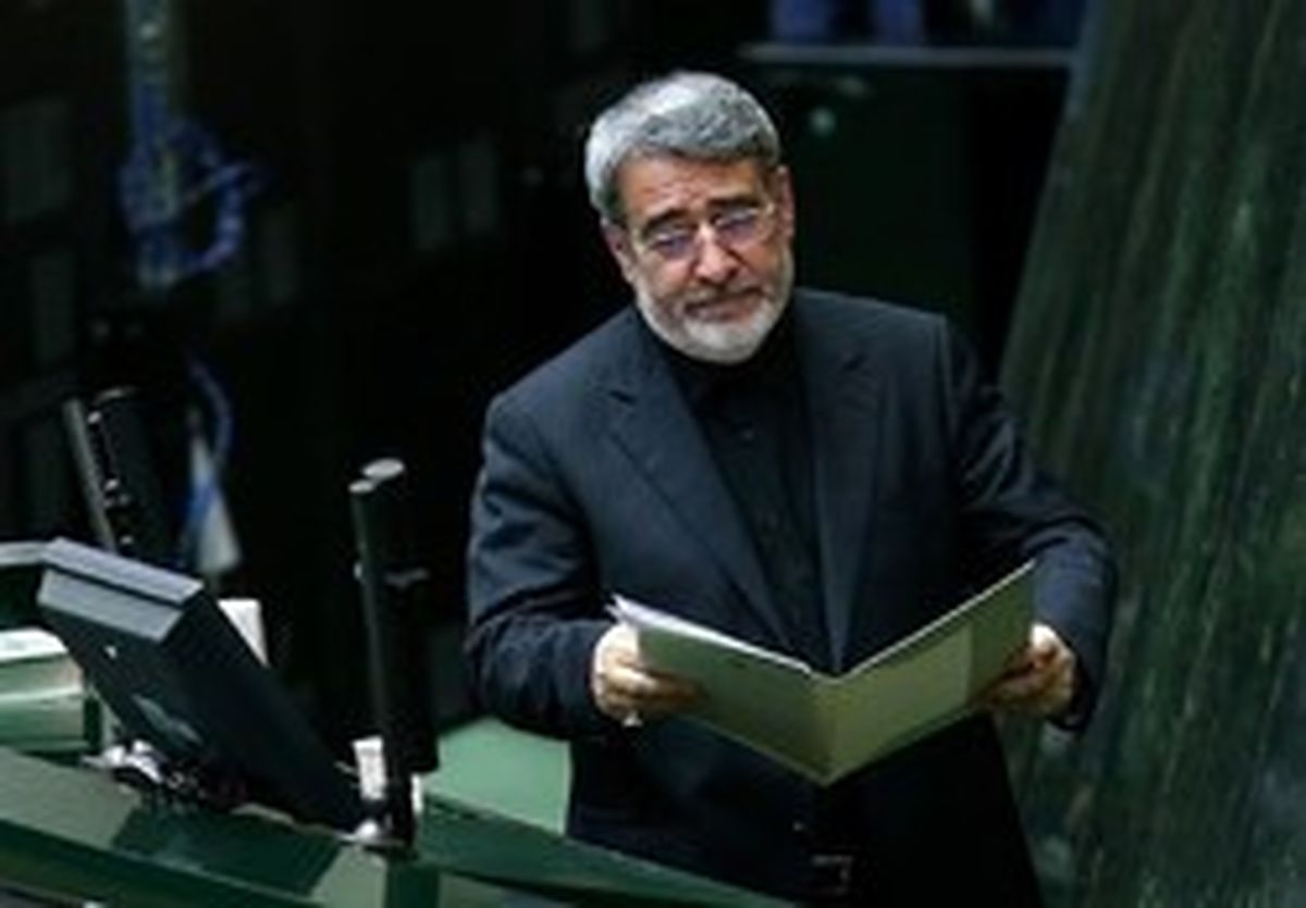 سوال فرهنگی از وزیر کشور به هیئت رئیسه مجلس ارجاع شد