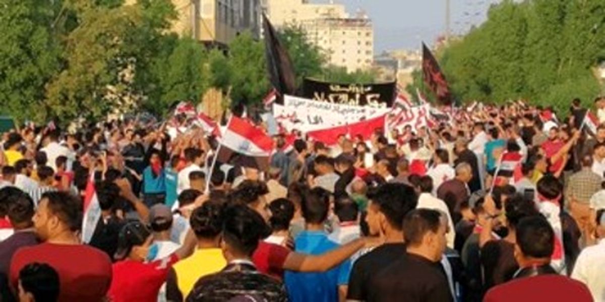 تصاویر: حمله نقابداران عراقی به مقبره شهید باقر حکیم