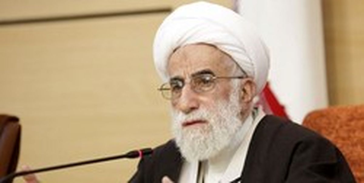 آیت‌الله جنتی: آیت‌الله مؤمن به دنبال حفظ ذی طلبگی خود بود