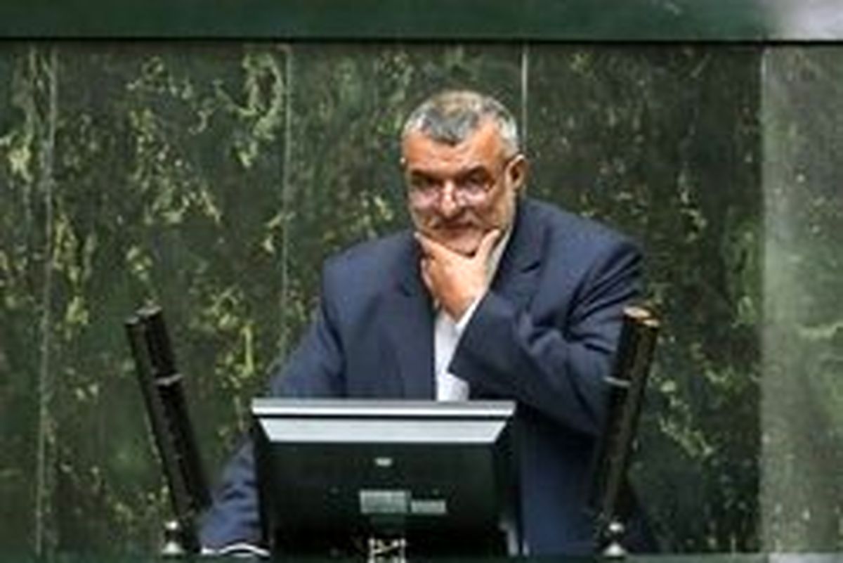 رئیس‌جمهور برای دفاع از  «حجتی» به مجلس می‌رود؟