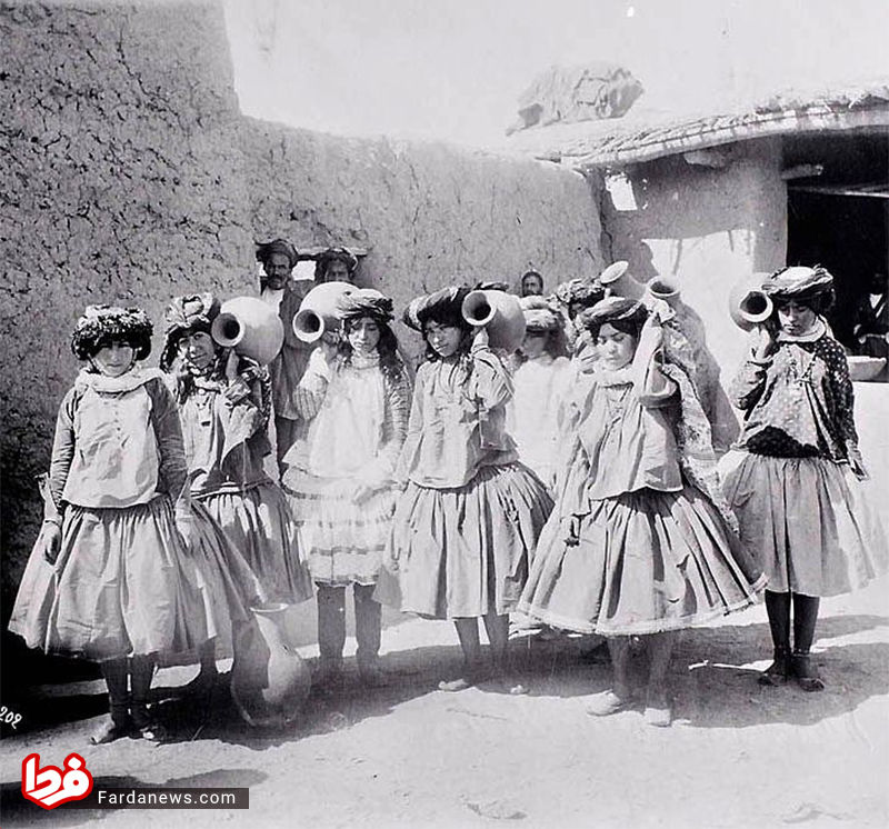 عکس: لباس دختران قاجار در ۱۱۸ سال قبل
