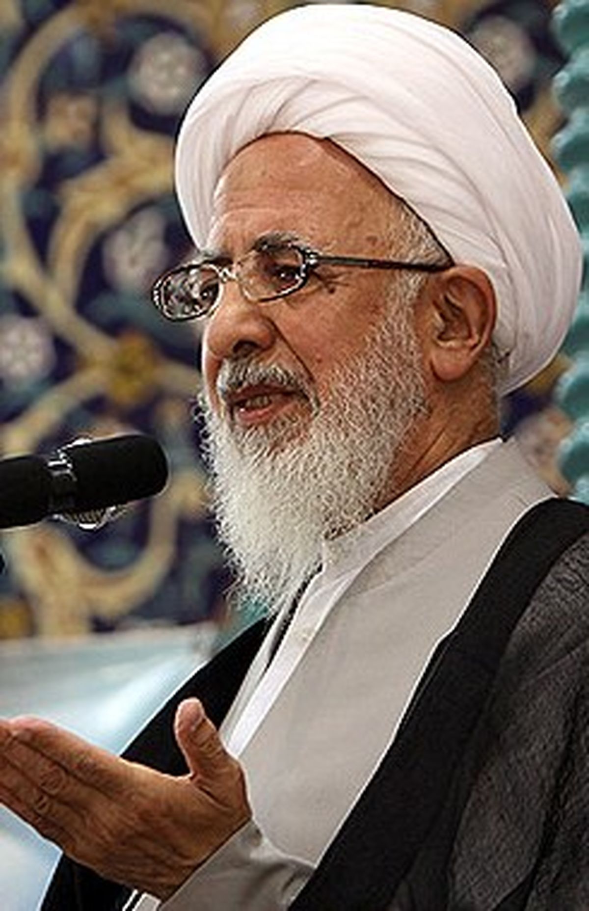 ربا را به جای قرض الحسنه به میدان آورده‌ایم/ اگر به مردم راست نگوییم از دین خارج خواهند شد