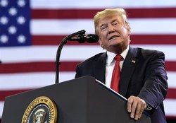 ترامپ اروپایی‌ها را با تعرفه ۲۰ درصدی تهدید کرد