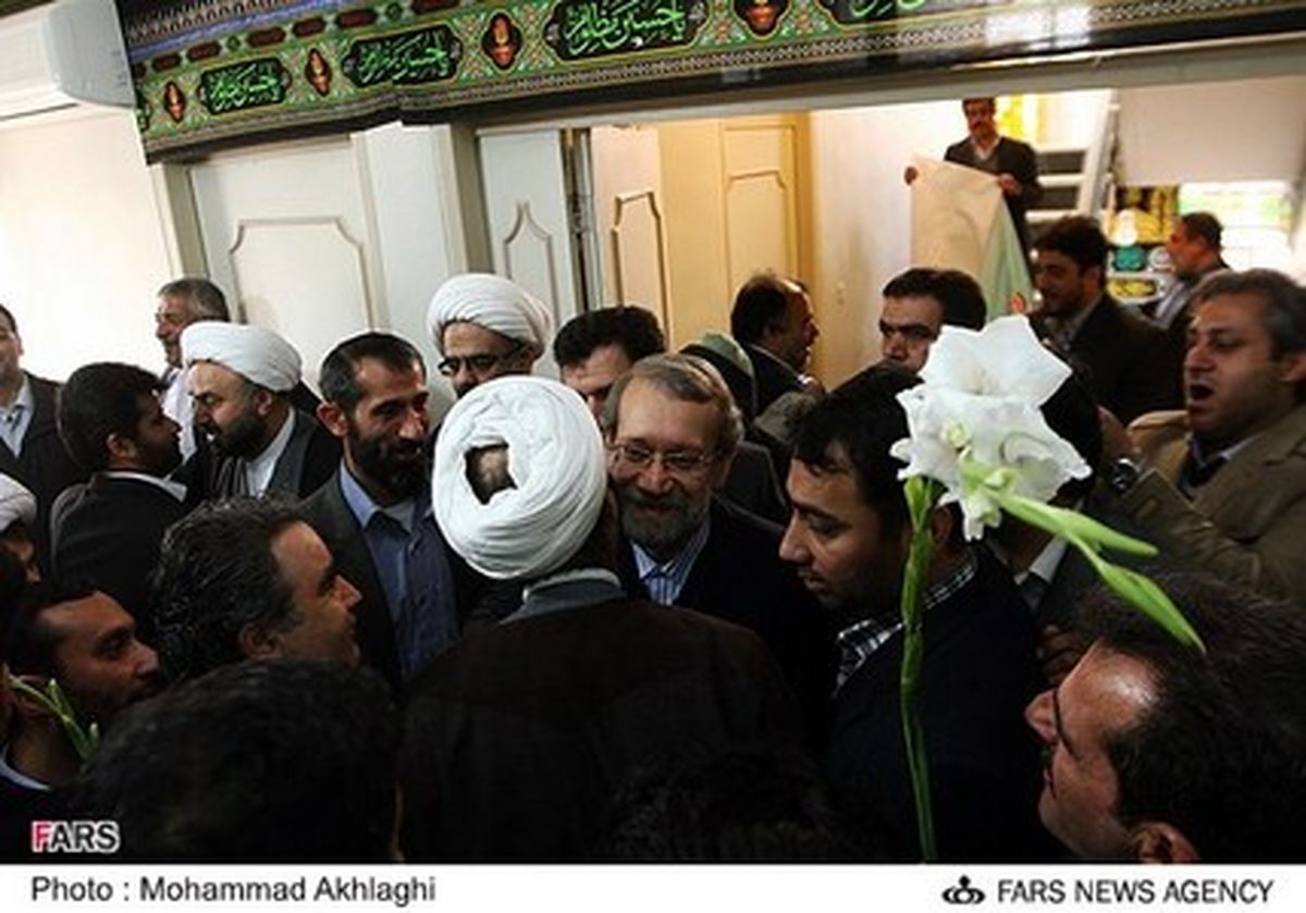 تصاویر/ استقبال مردم قم از علی لاریجانی