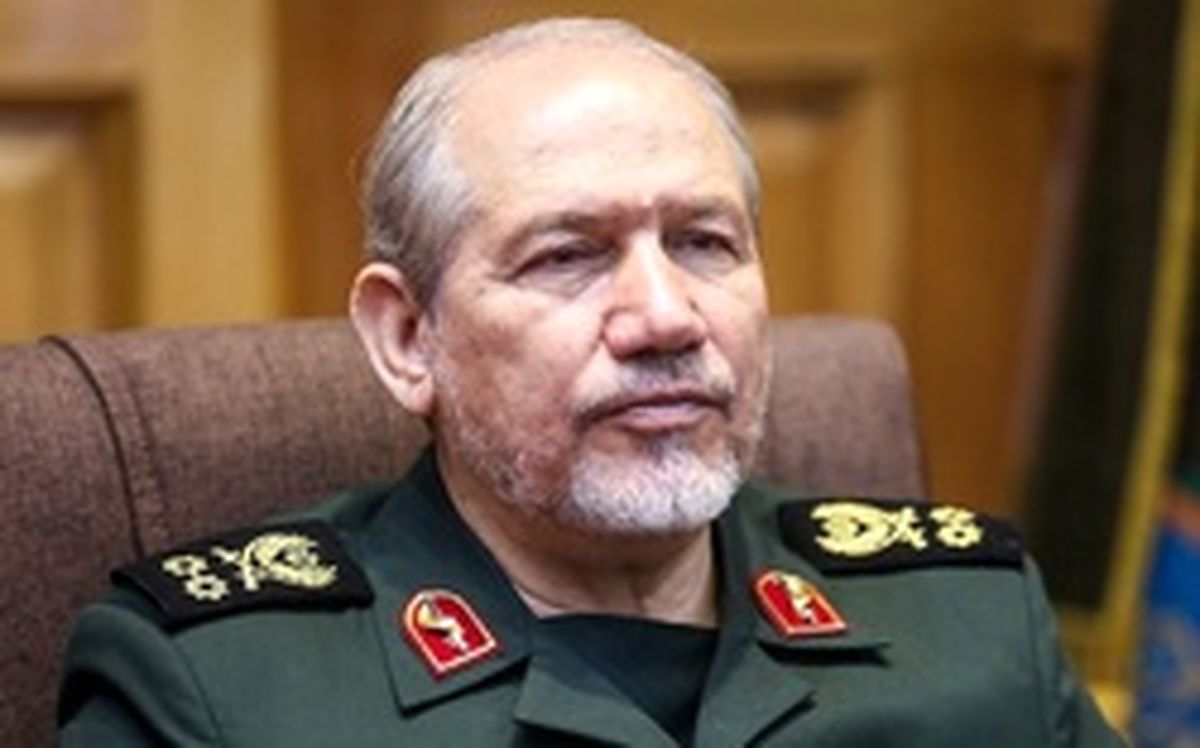 سرلشکر صفوی: برخی داخلی‌ها آمریکا را دشمن نمی‌دانند
