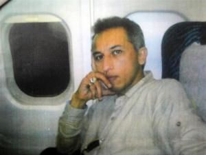 اختلاس گر 35 میلیاردی+ عکس