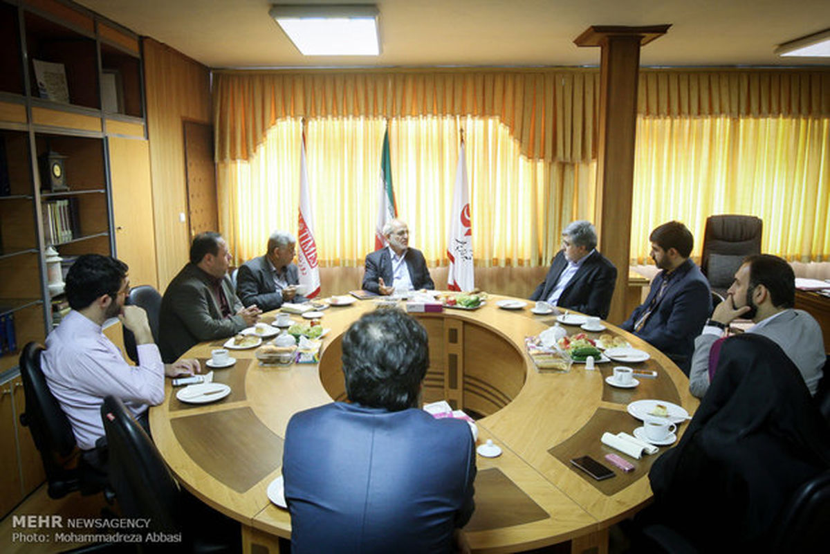 مقیمی:شورای نگهبان راه وطن‌فروشان راببندد