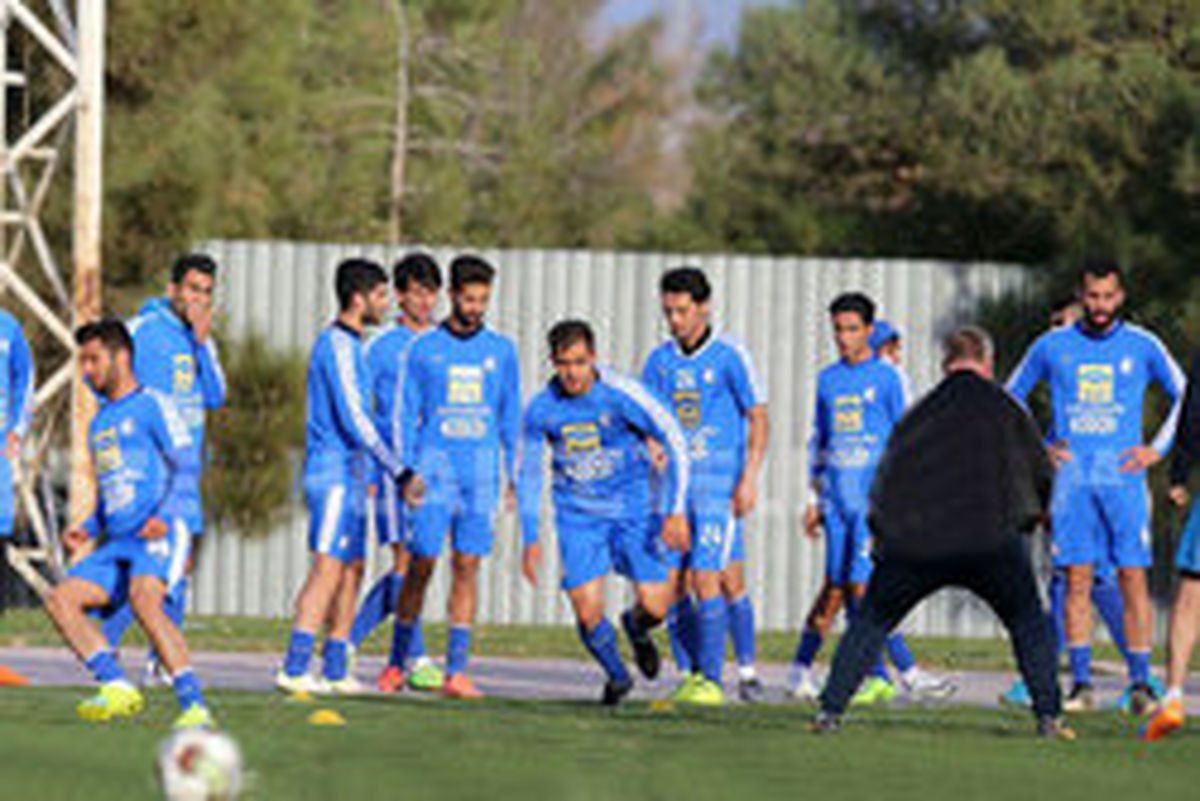 استقلال بدون محروم به دیدار سپاهان میرود