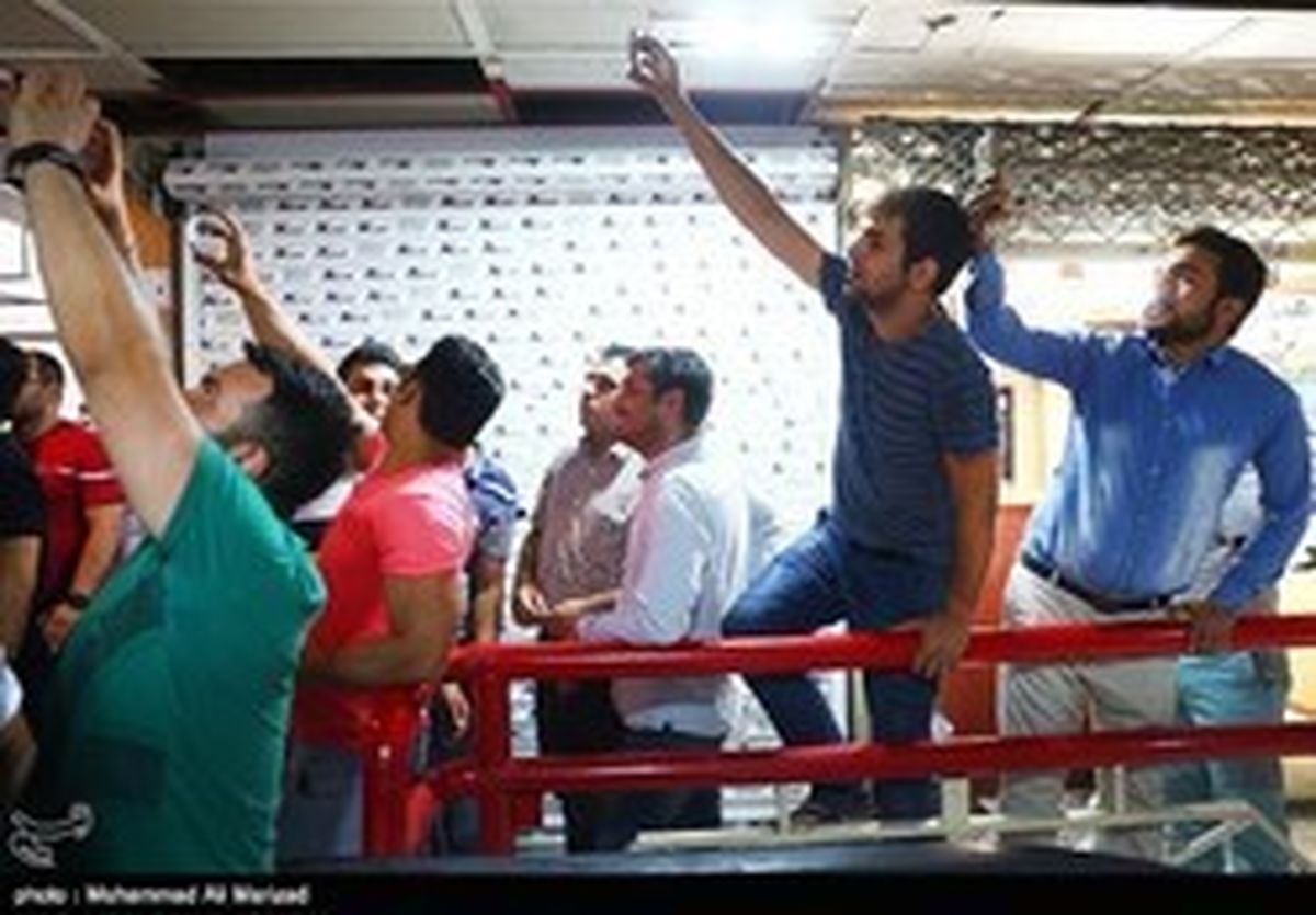 ماجرای نیمروز بازار