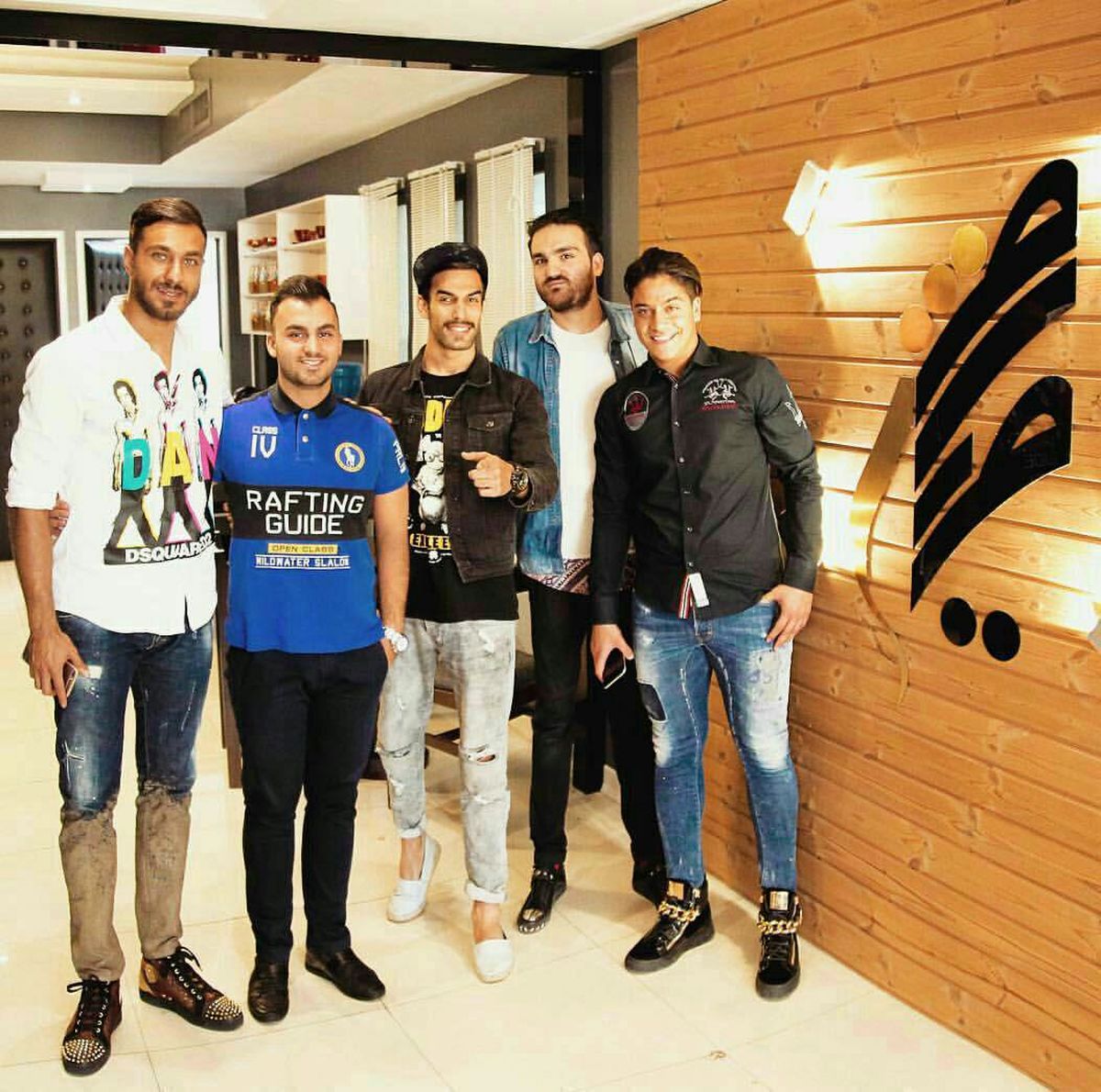 شلوار جدید و مضحک سوشا مکانی +عکس