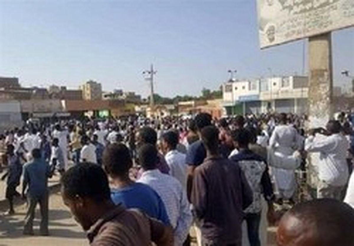 برگزاری تظاهرات ضد دولتی در ۱۲ شهر سودان