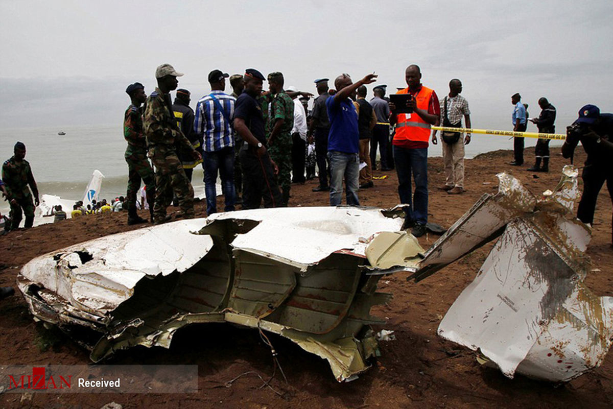 سقوط هواپیما در آب‌های ساحل عاج +تصاویر