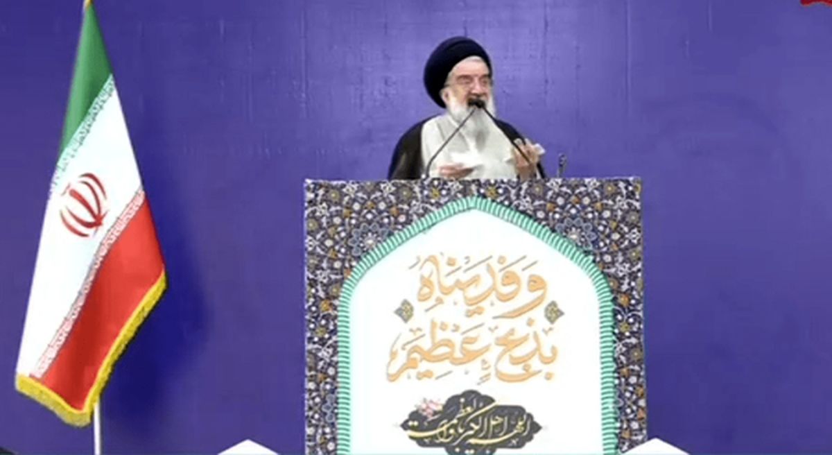 آیت‌الله خاتمی: دشمن دیوانه، آرزوی ذلت ایران را به گور خواهد برد