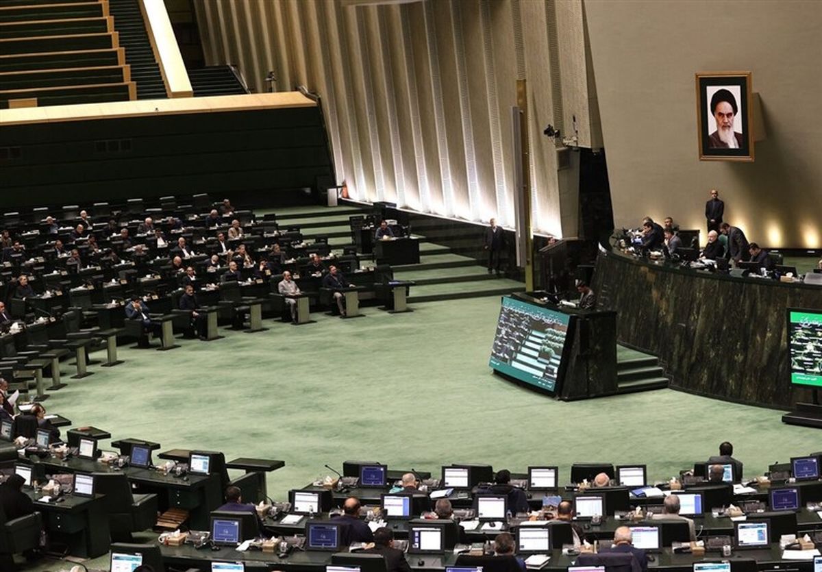 تصمیم مجلس درباره واگذاری ایران خودرو به کروز
