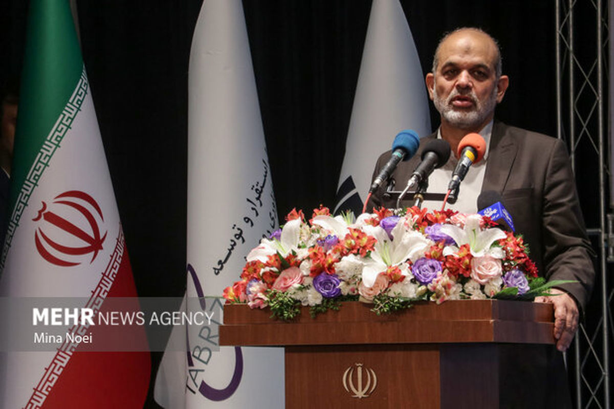 وزیر کشور: ایران اسلامی با قدرت به پیش می رود 