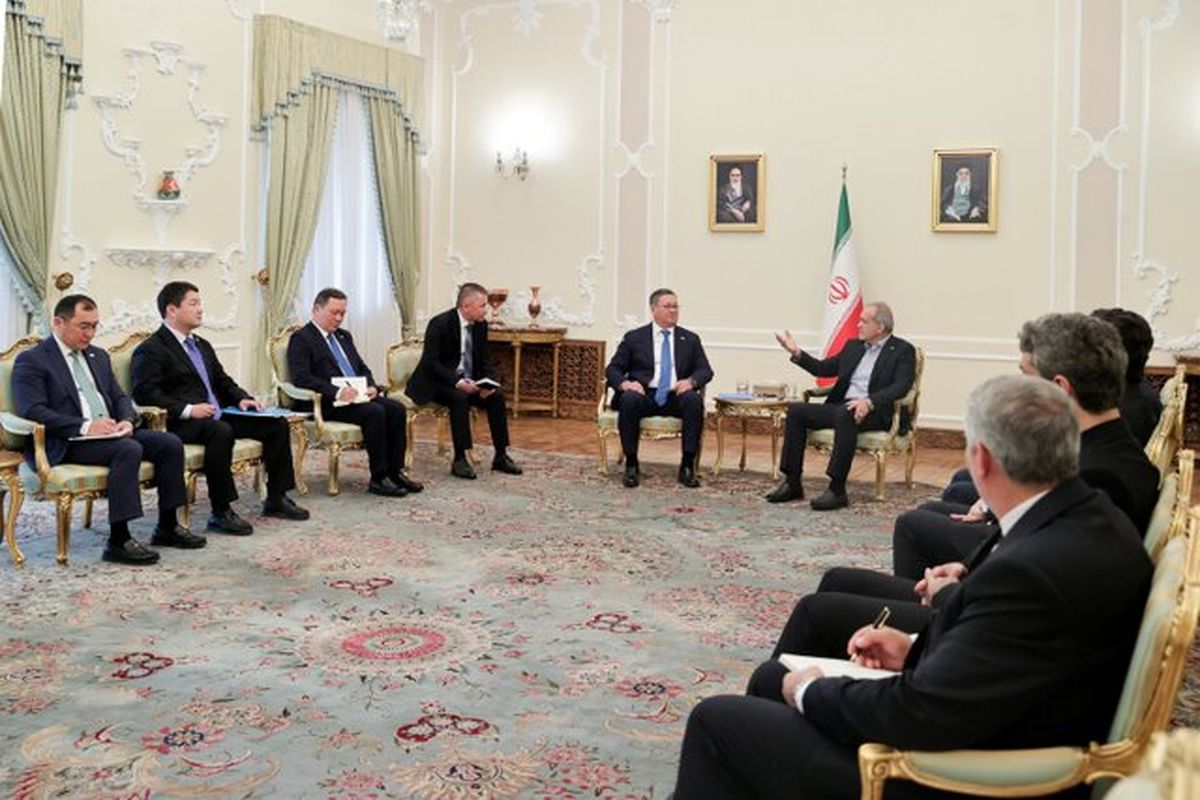  آینده روابط دوجانبه، در گرو عزم مشترک است / فعالیت‌های هسته‌ای ایران کاملاً شفاف است/هرگز زورگویی و قلدری را نخواهیم پذیرفت