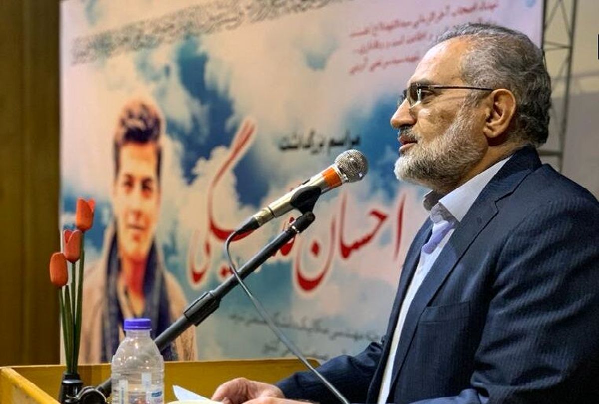 حسینی: دولت مردمی با تلاش به دنبال عزت و کرامت ملت ایران است
