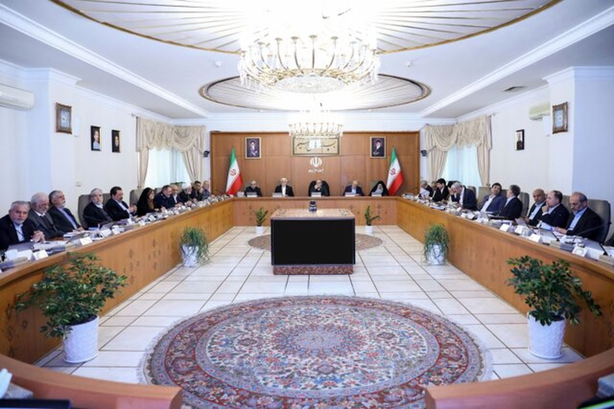 پزشکیان: دولت فرمایشات رهبری را پشتوانه‌ای محکم برای خود می‌داند